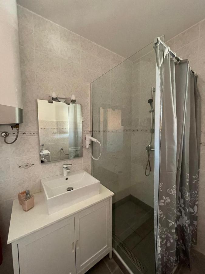 Apartmani Ira Vir Zewnętrze zdjęcie